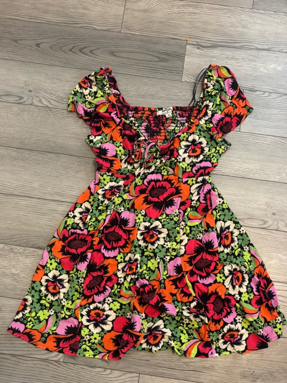 Farm Rio X RipCurl Dress - Picture 4 of 5